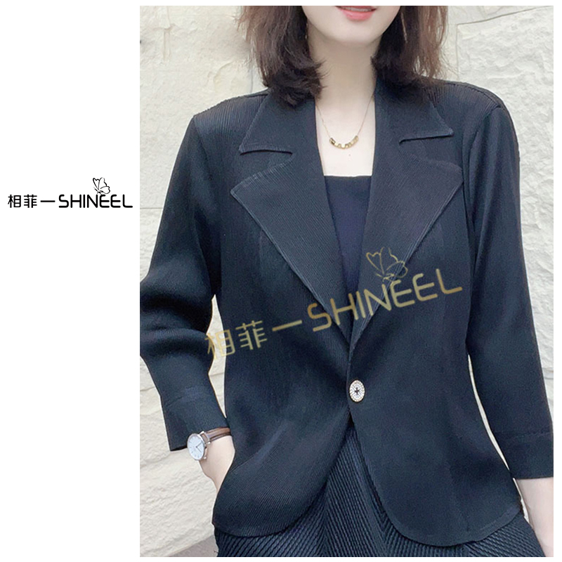 相菲一夏季薄新款显瘦气质宽松百搭经典时尚修身一扣短款西服外套