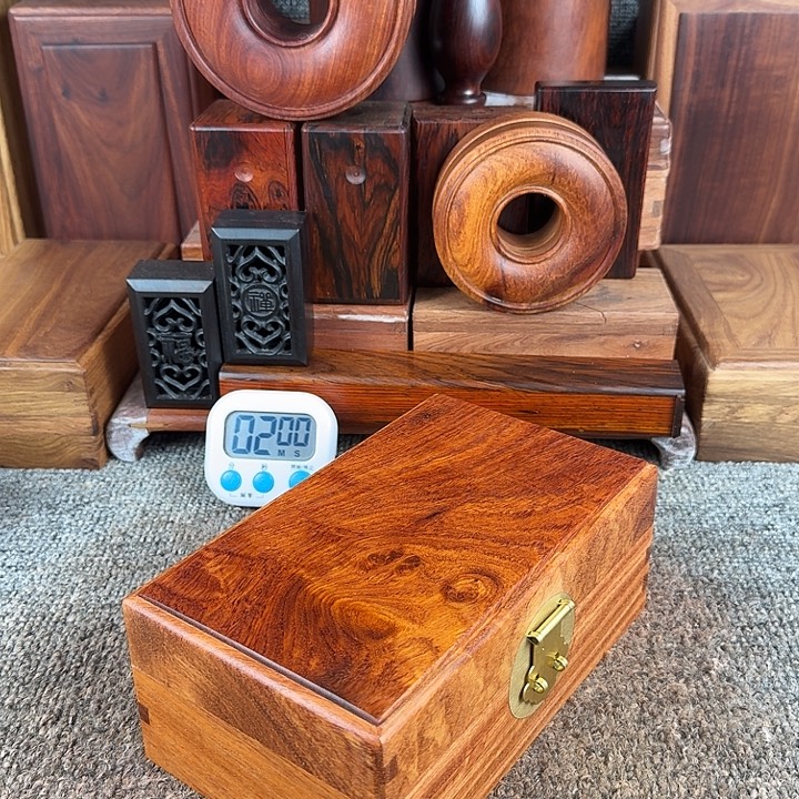 绵***绵大果紫檀（缅甸花梨）