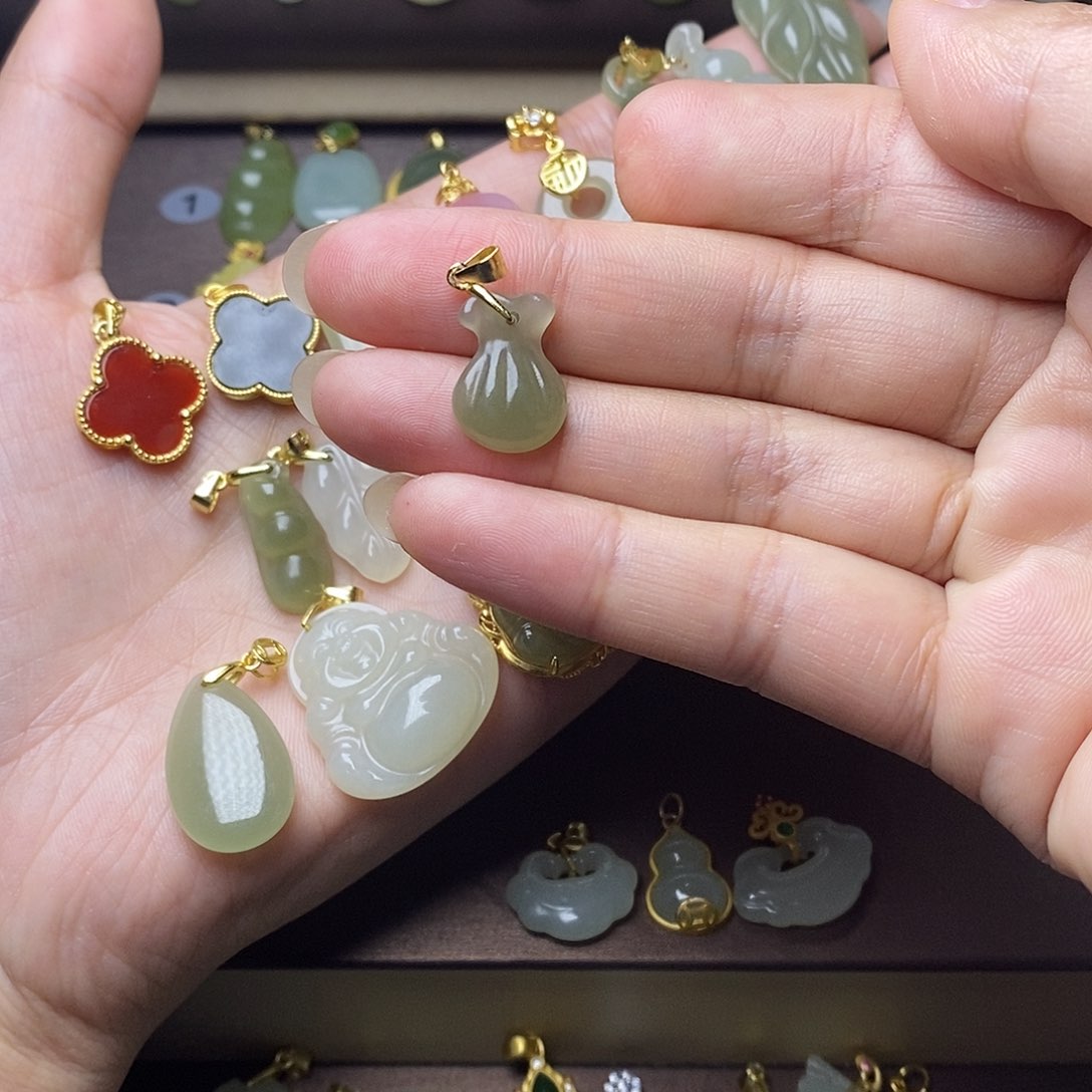 和田玉颈饰银S925镶嵌