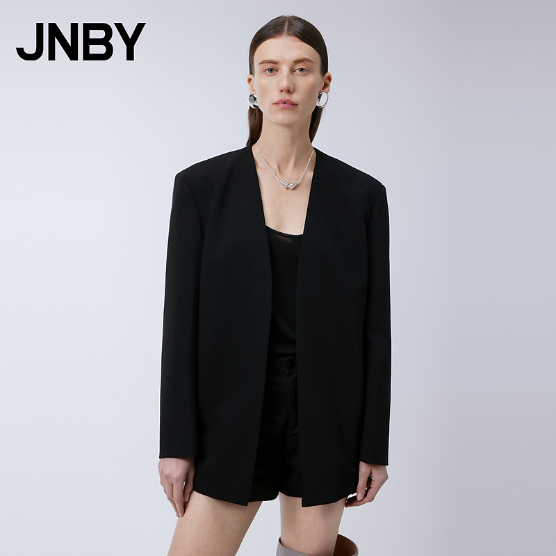 JNBY/江南布衣春季女装西装中长款无领混纺含绵羊毛通勤外套
