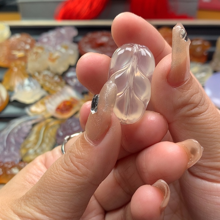 玛瑙/玉髓颈饰未镶嵌