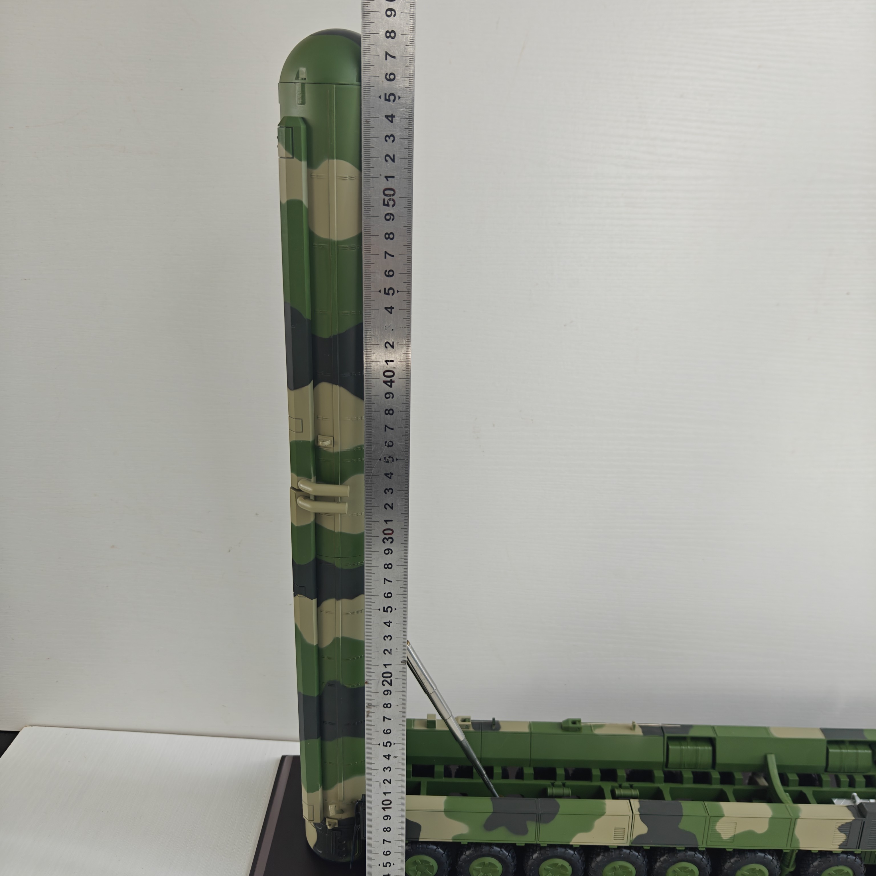 1/35东风DF41洲际弹道导弹发射车合金军车模型导弹运输车模型