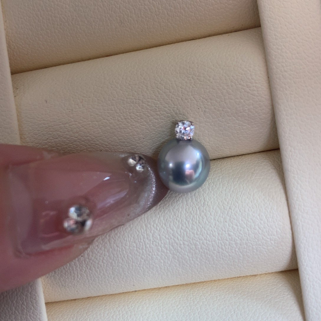 海水珍珠颈饰18K金镶嵌