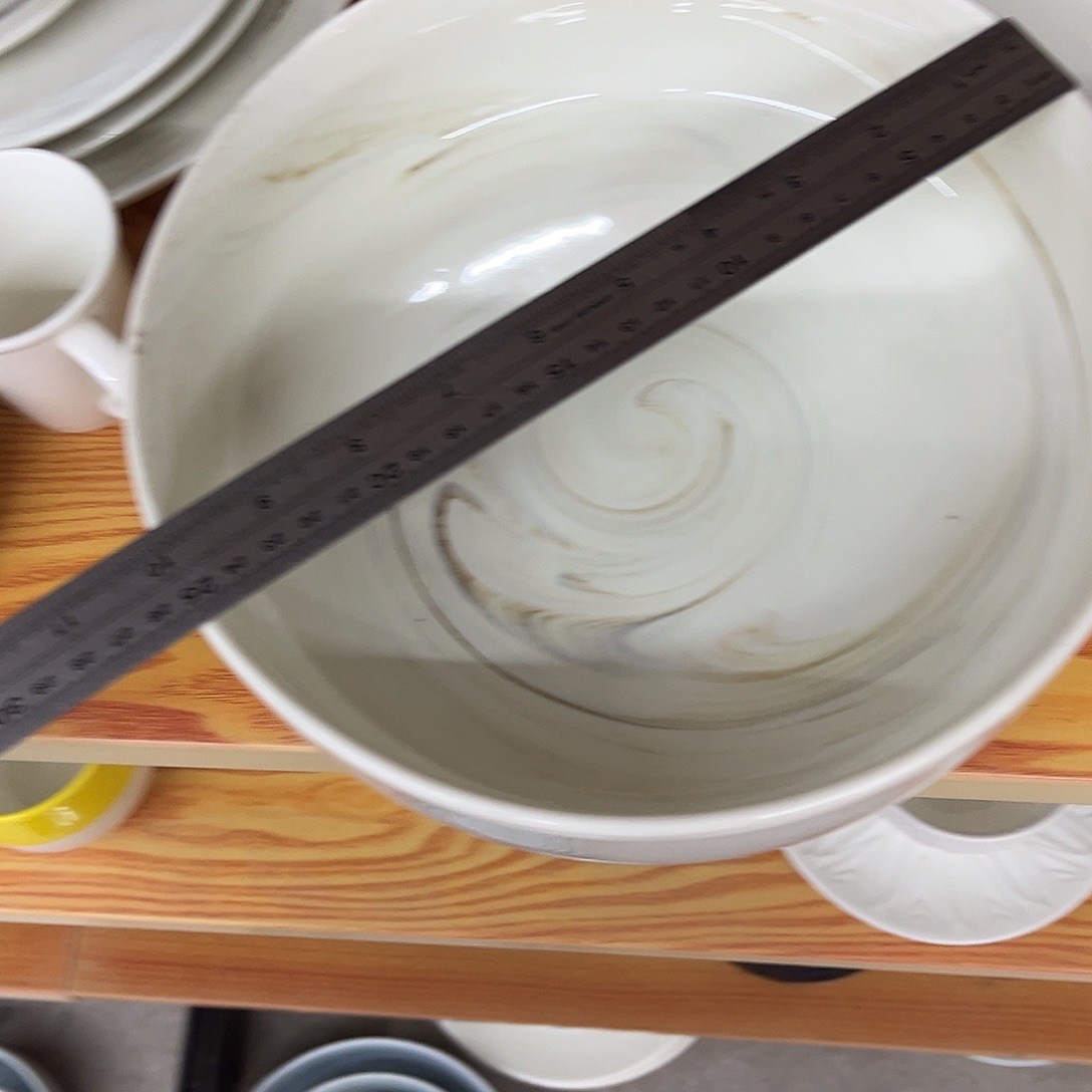 白瓷云纹石10寸汤碗