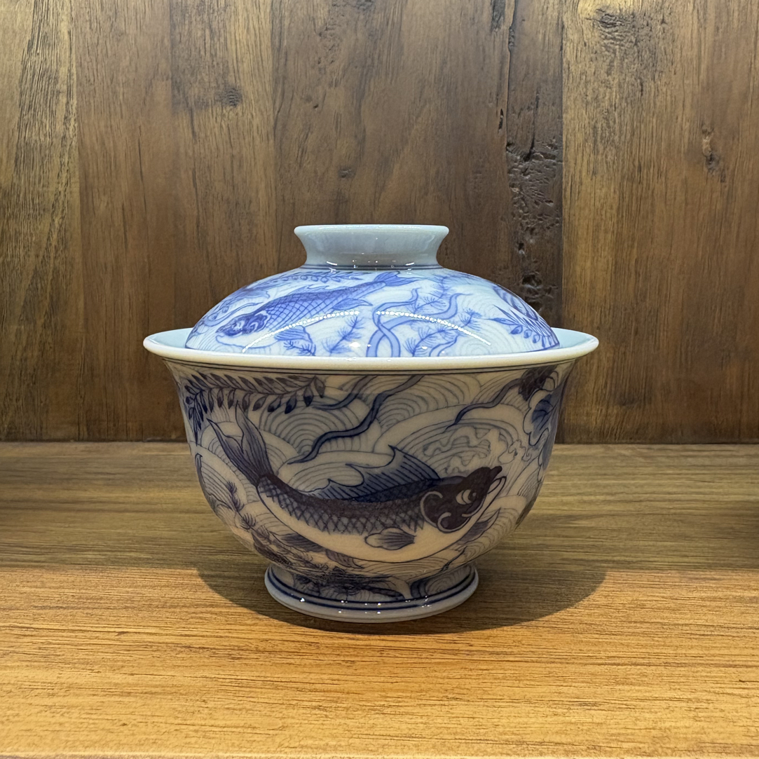 景德镇手工手绘青花瓷鱼藻纹陶瓷元宝两才盖碗