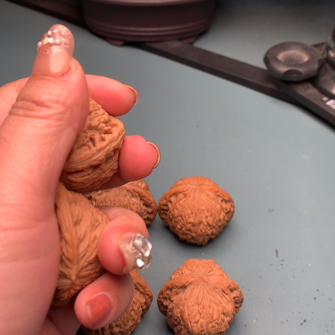 文玩核桃把件全品绣球4041