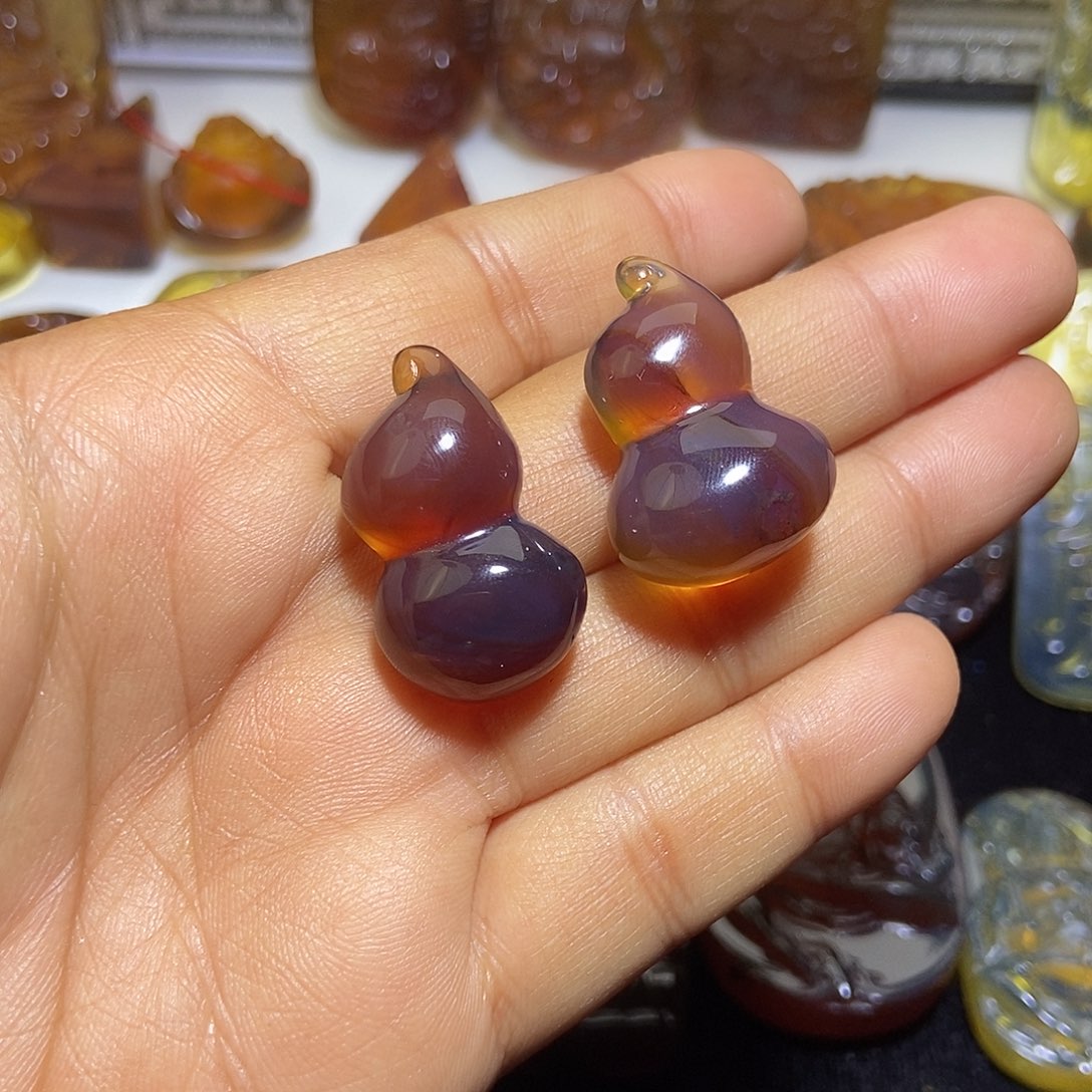 琥珀未镶嵌颈饰缅甸天然琥珀吊坠