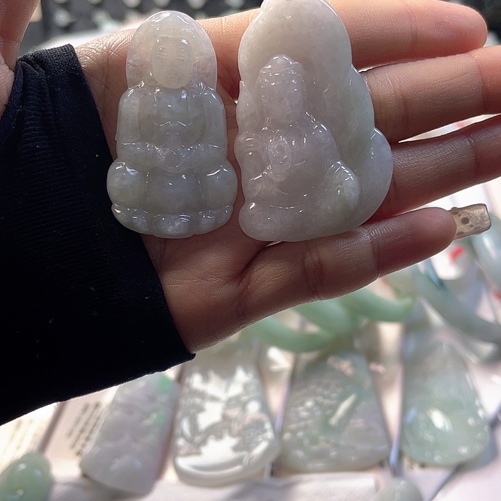 翡翠未镶嵌颈饰缅甸天然翡翠