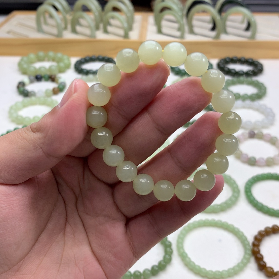 和田玉手串（蜂蜜水9.8）未镶嵌