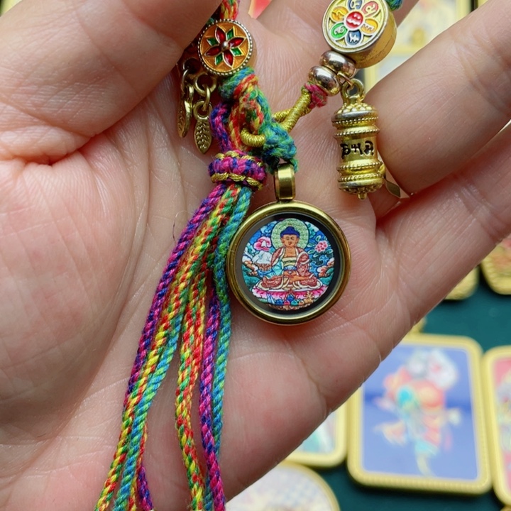 吊坠唐卡讨论了一下我这个