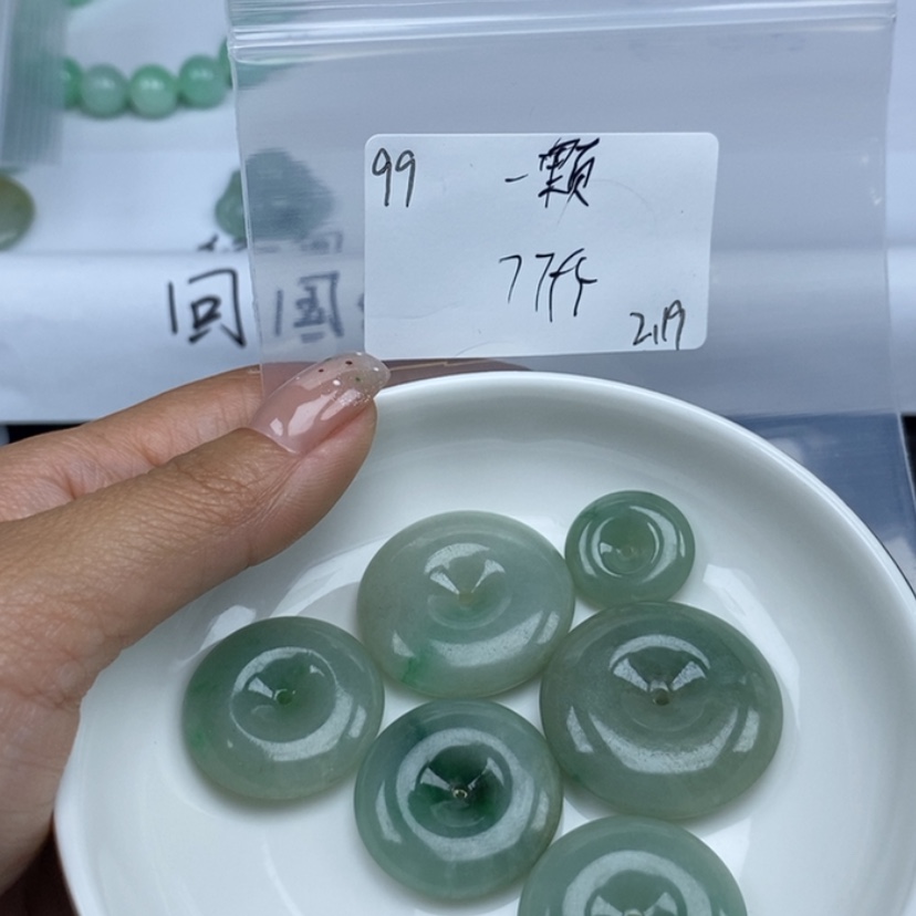 【闪购商品】翡翠颈饰未镶嵌@*主