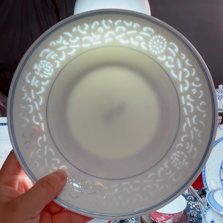 青花玲珑8寸窝盘满雕双福双线