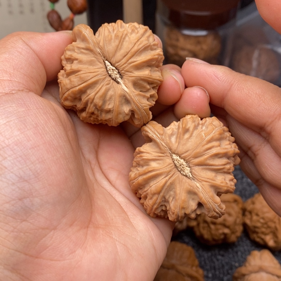 文玩核桃把件44闷白