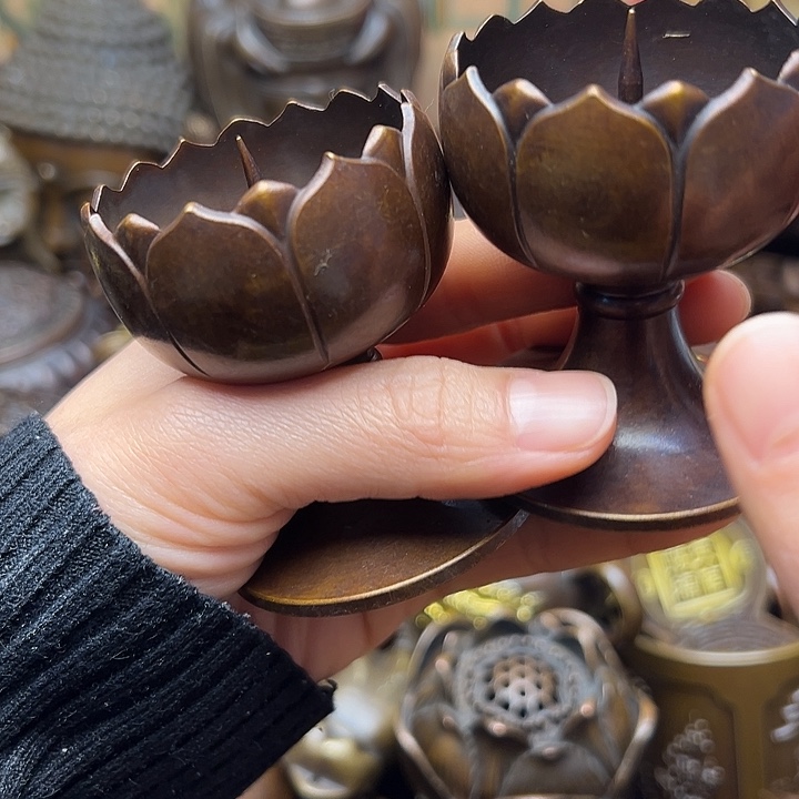 铜器摆件老王直播间