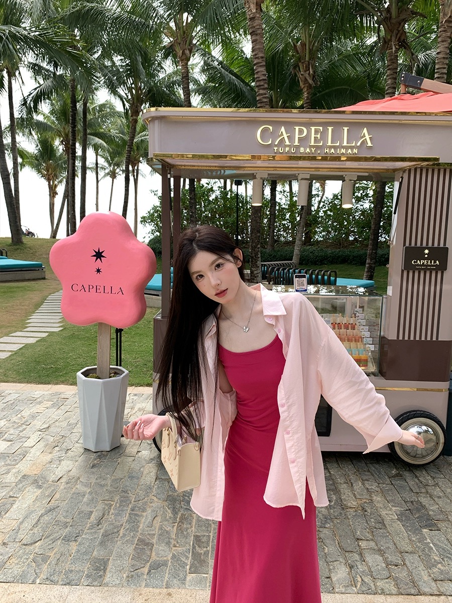 夏季孤品纯色修身短袖短款连衣裙女度假长裙春夏季垂感中长款裙子