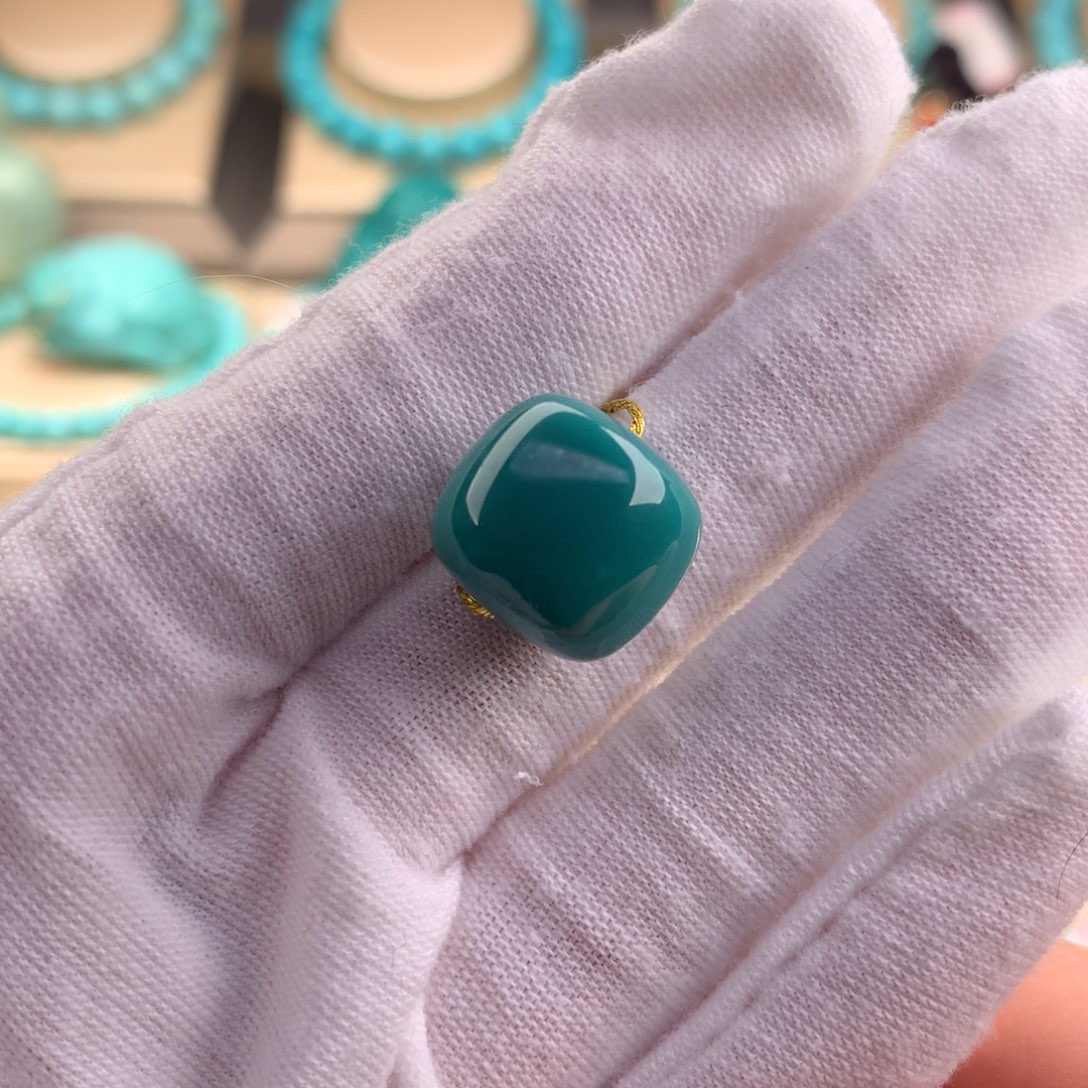 绿松石珠宝奇石未镶嵌14.1*13mm