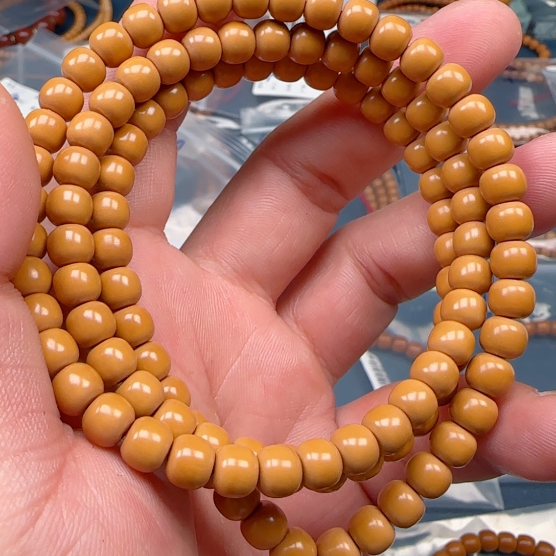 橄榄核手串老挝SS级核尖极限弧尺寸6.4×120颗全无白