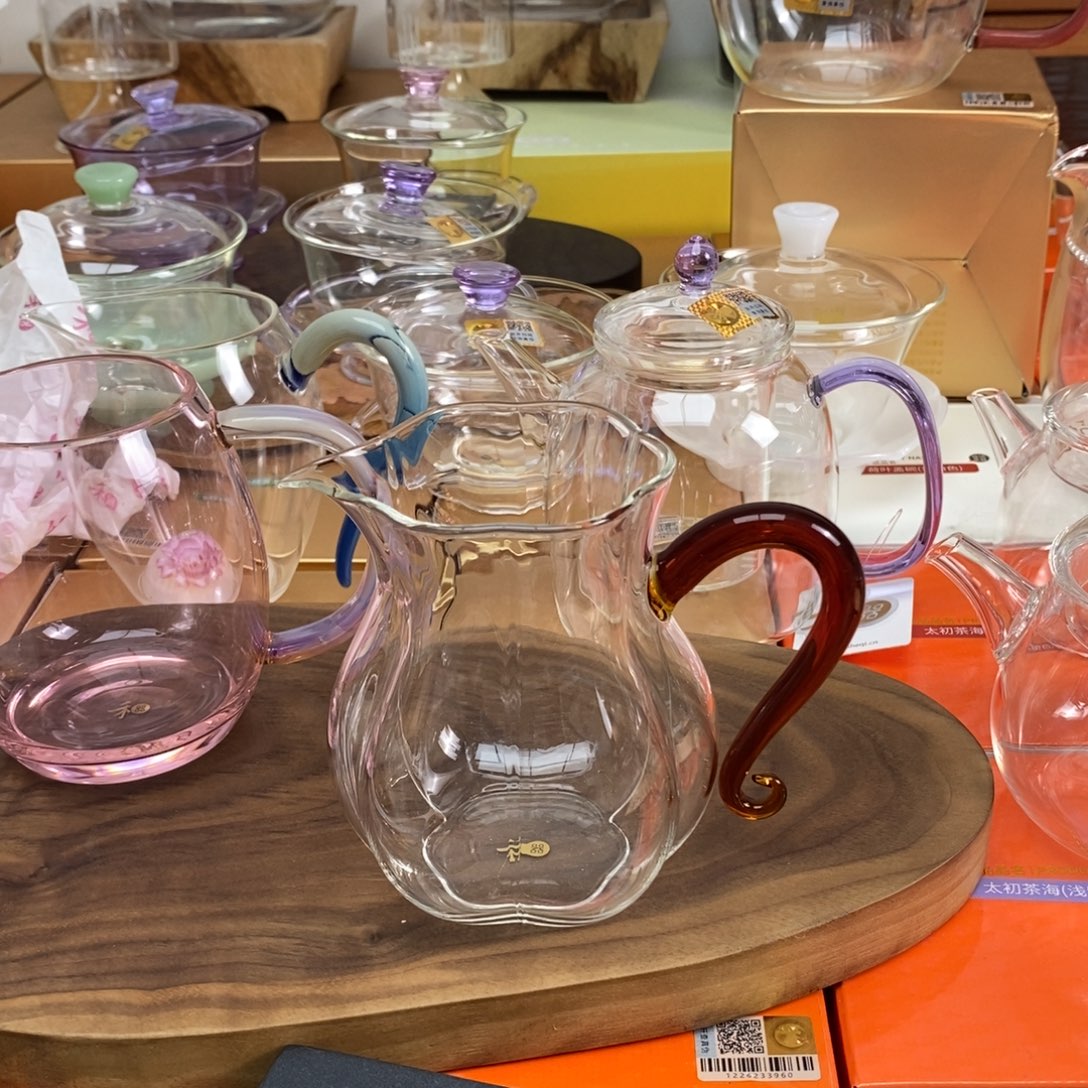 葵****蔓妍茶海琥珀色样品微瑕