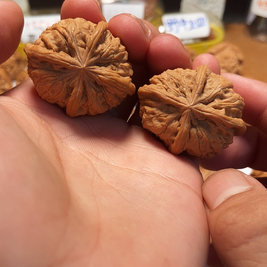 文玩核桃吊坠41全品雨花石正四。9