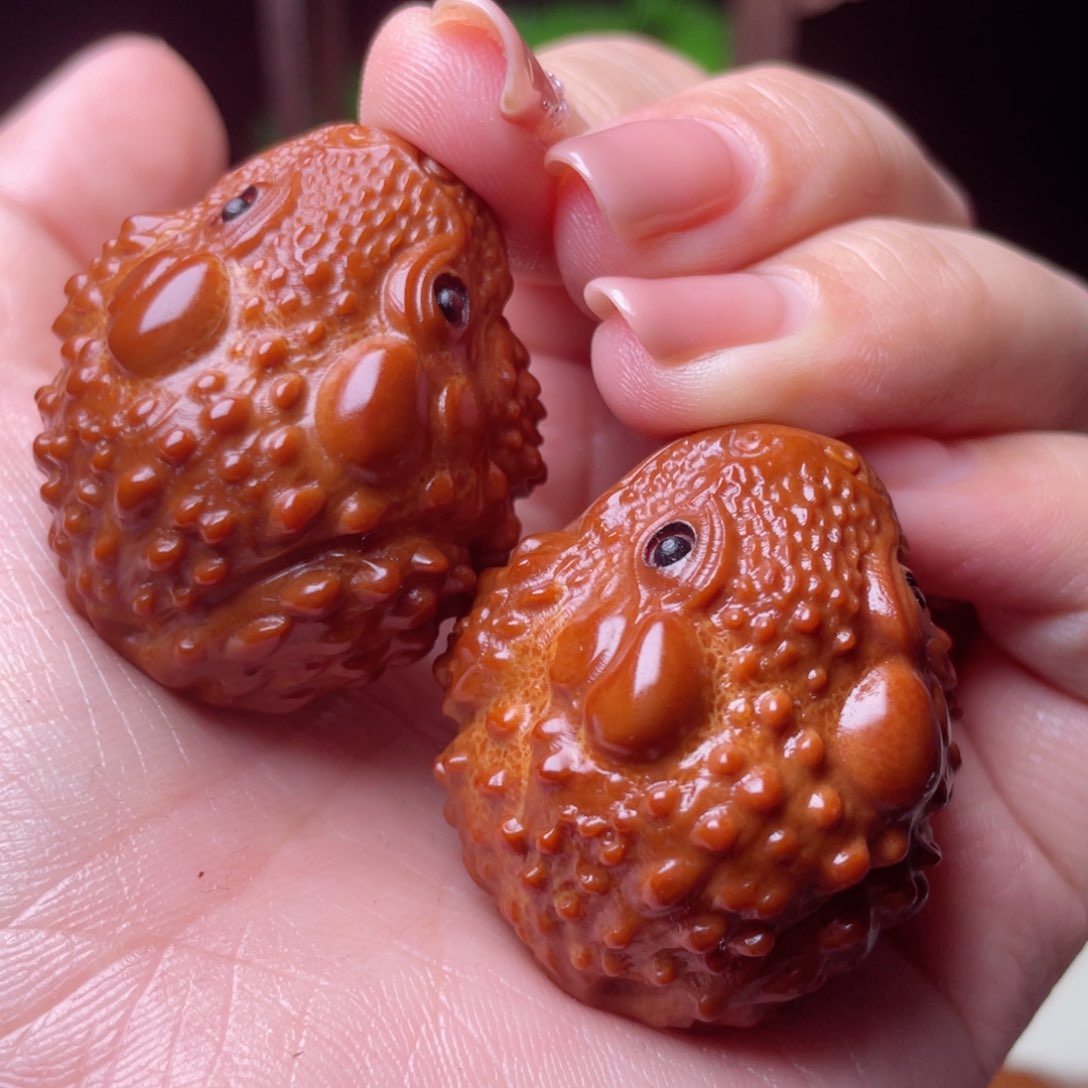 吊坠橄榄核金蟾手球3.5