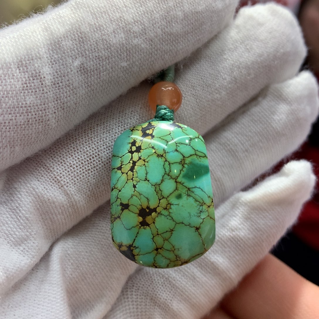 绿松石吊坠未镶嵌