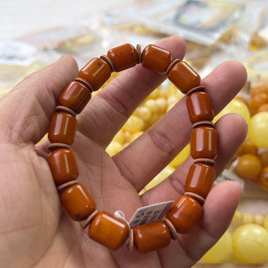 琥珀珠宝奇石未镶嵌