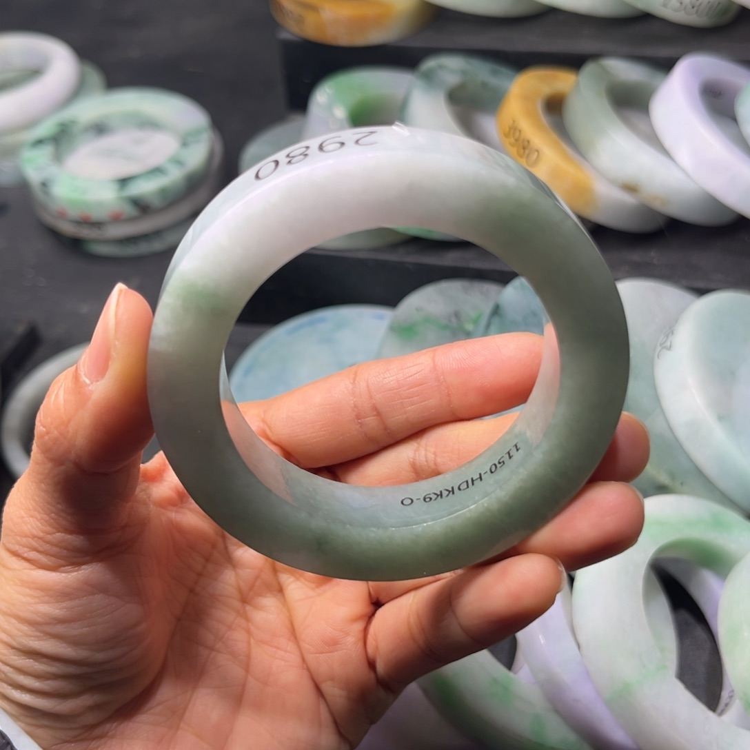 定制翡翠手镯未镶嵌