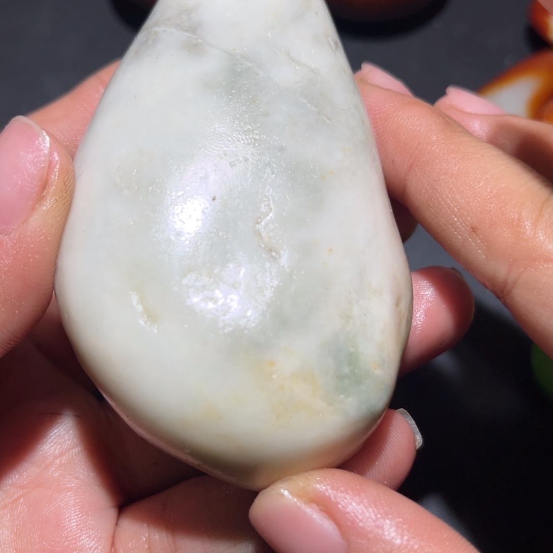 和田玉未镶嵌珠宝奇石