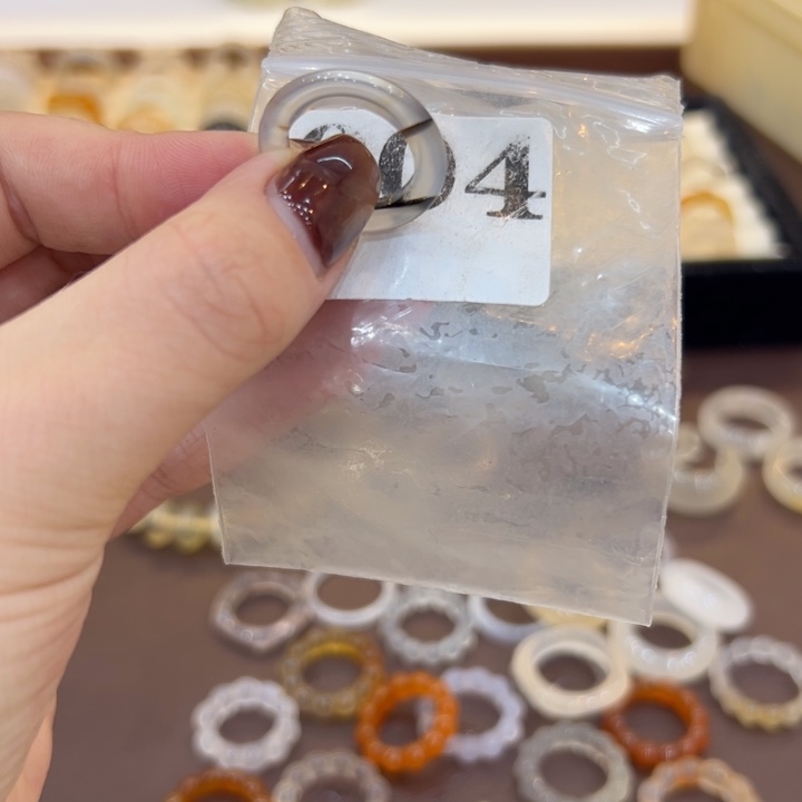 玛瑙/玉髓合金戒指4港12