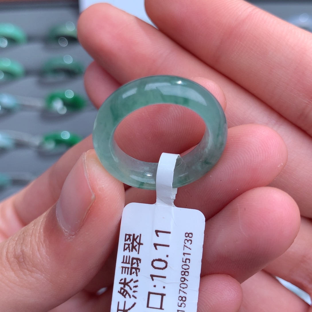 翡翠戒指未镶嵌天然