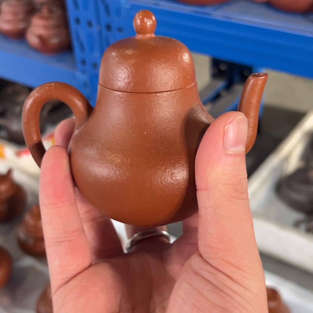 紫砂茶壶紫砂的味道很