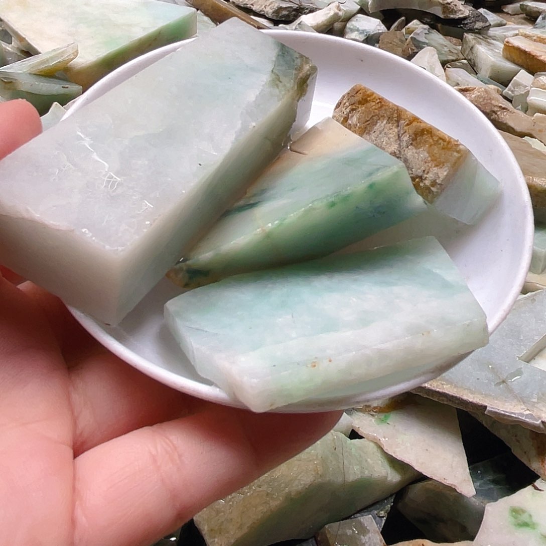 颈饰未镶嵌翡翠白****葵