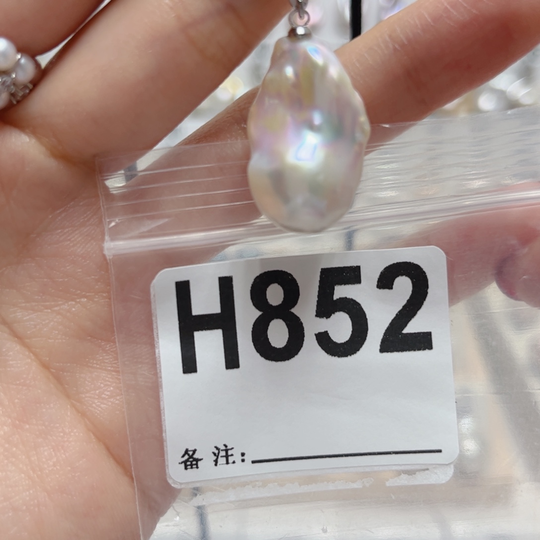 未镶嵌淡水珍珠颈饰