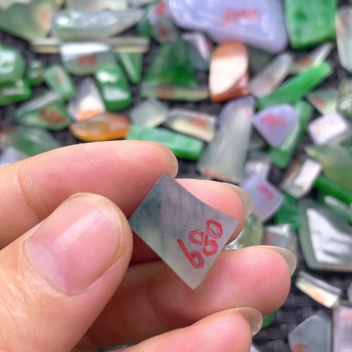 定制翡翠未镶嵌天然缅甸翡翠