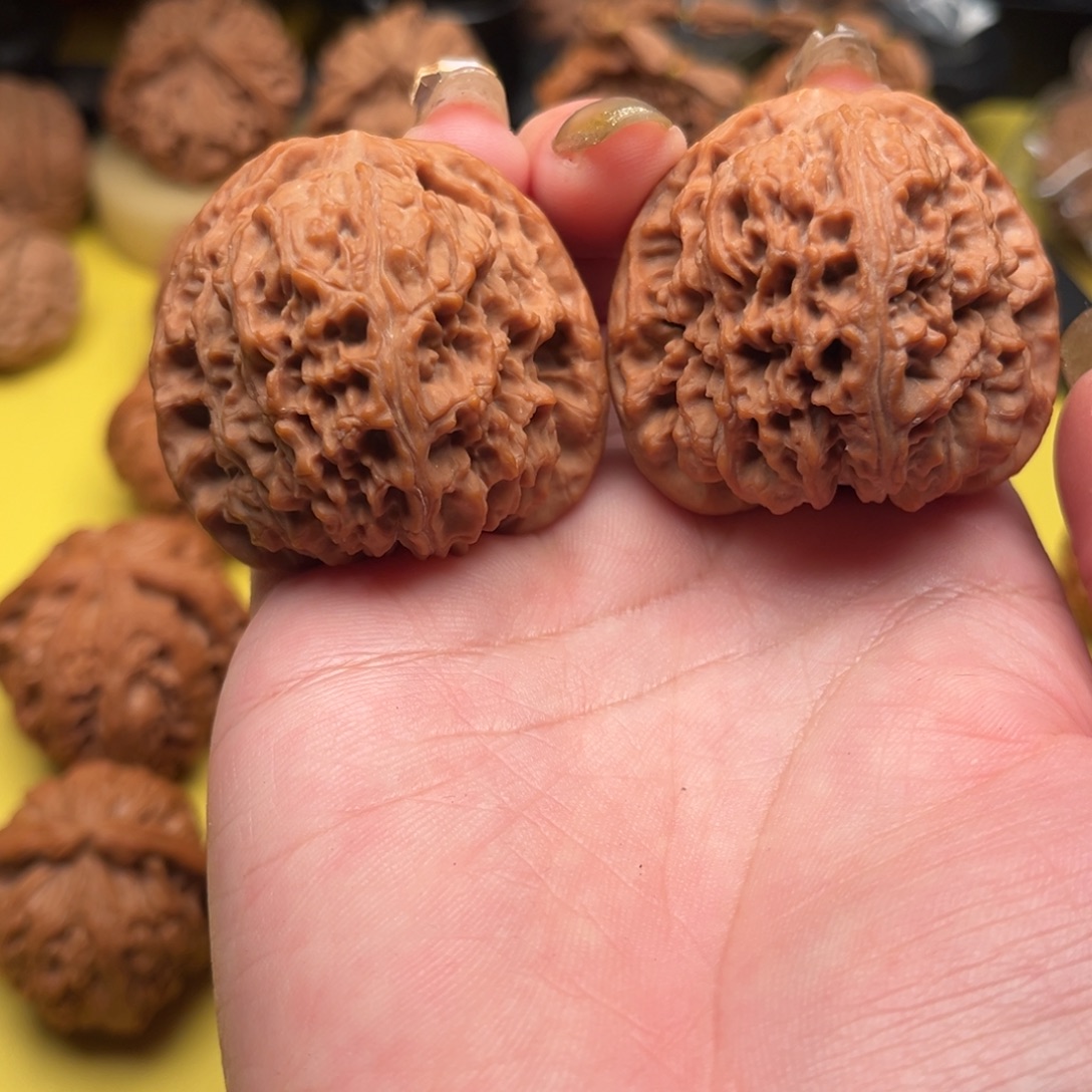 桃核吊坠45南疆石文玩核桃