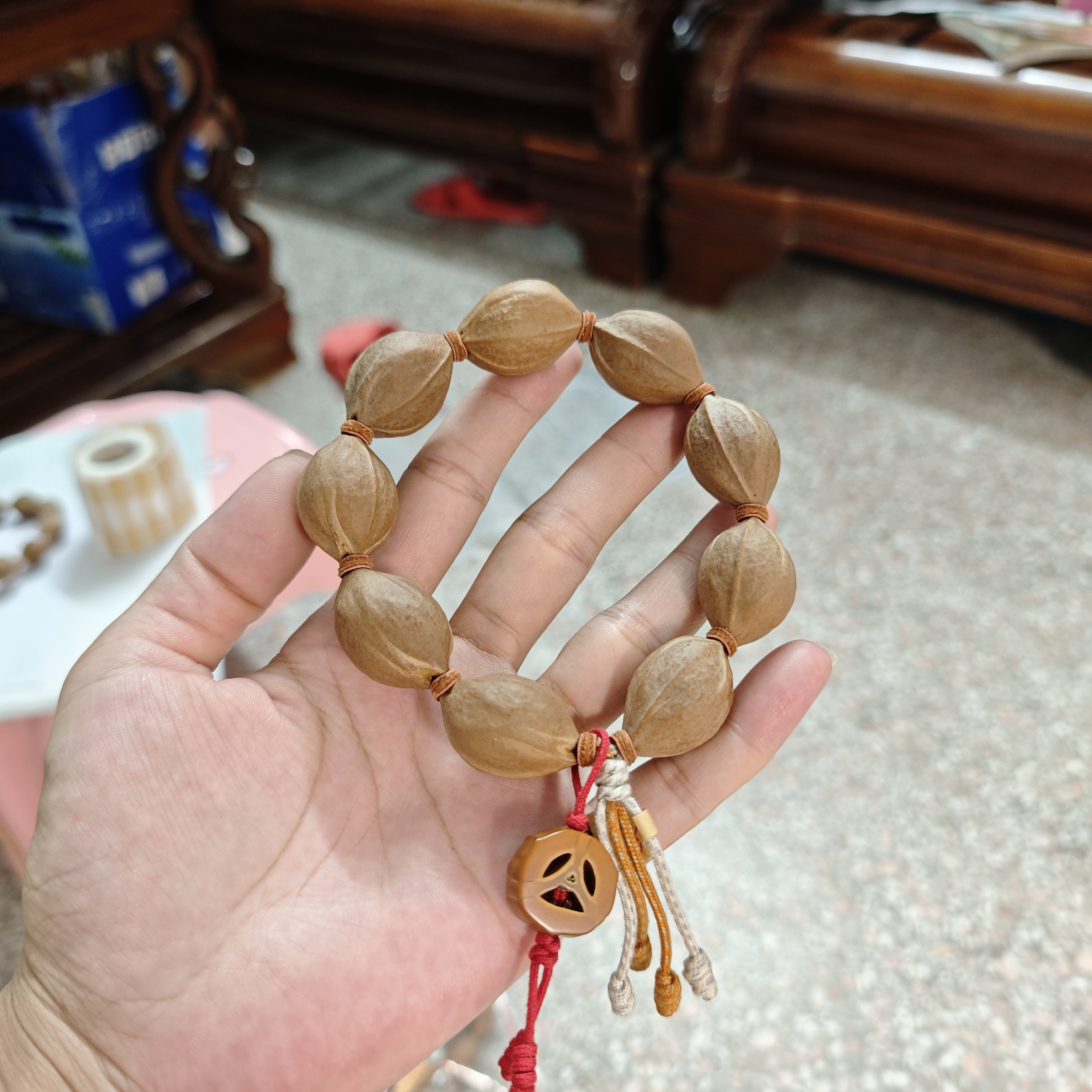 MOMO 沫沫铁核 18*28三花鲨鱼背原生态梅林铁核素串