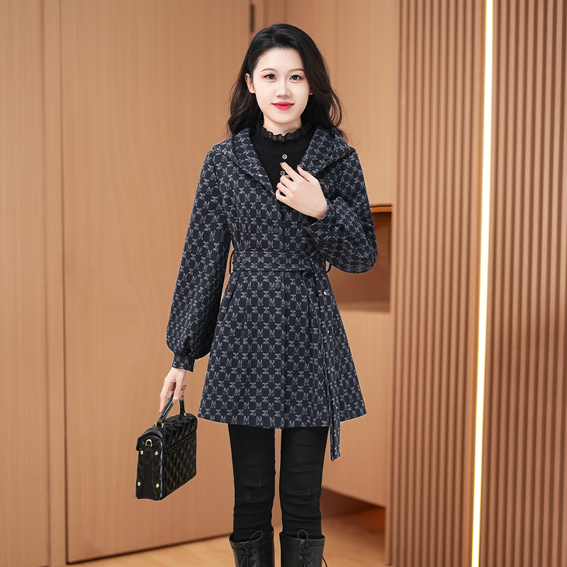 优雅新款气质时尚大气减龄休闲收腰显瘦外套23910-LS