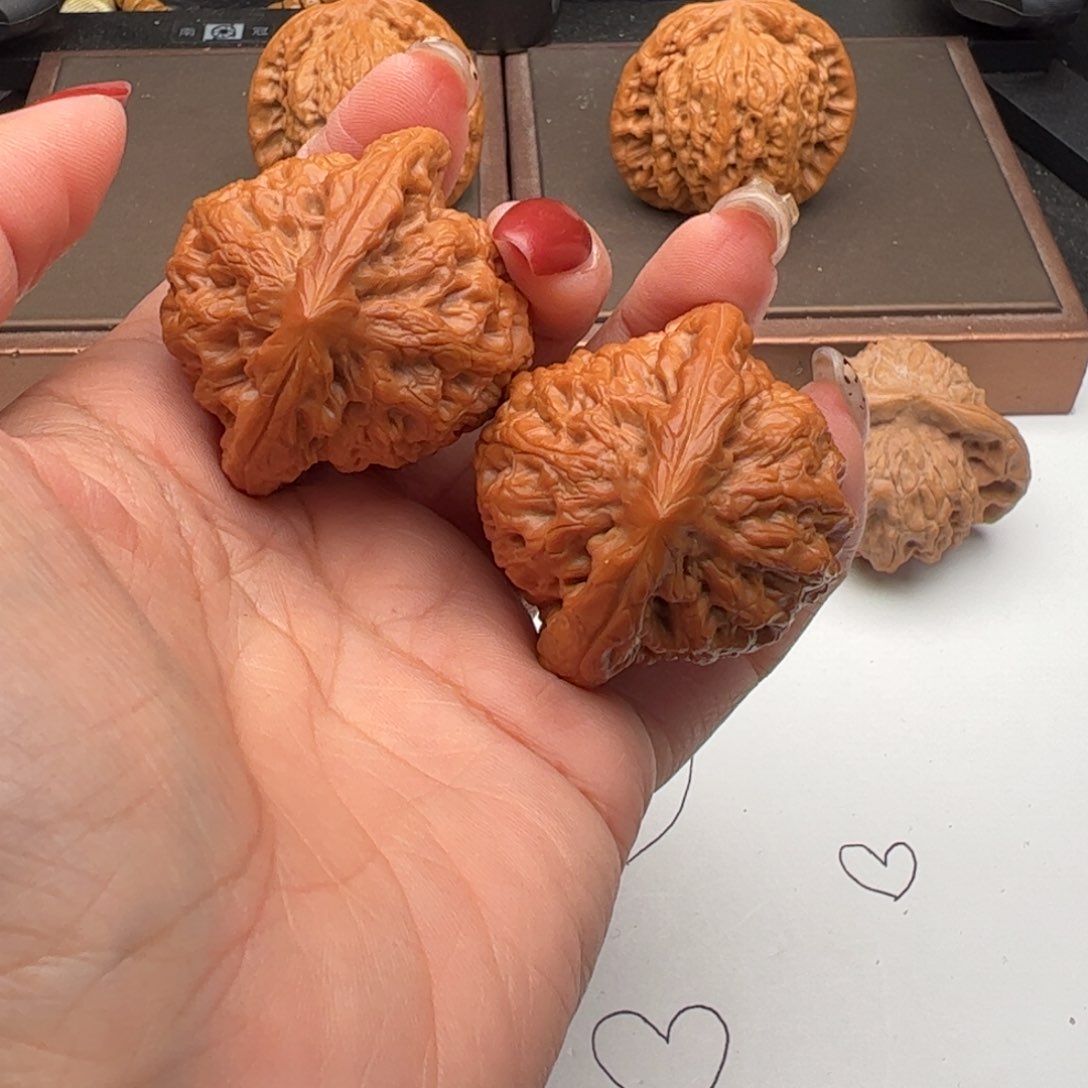 文玩核桃吊坠滢金公子44