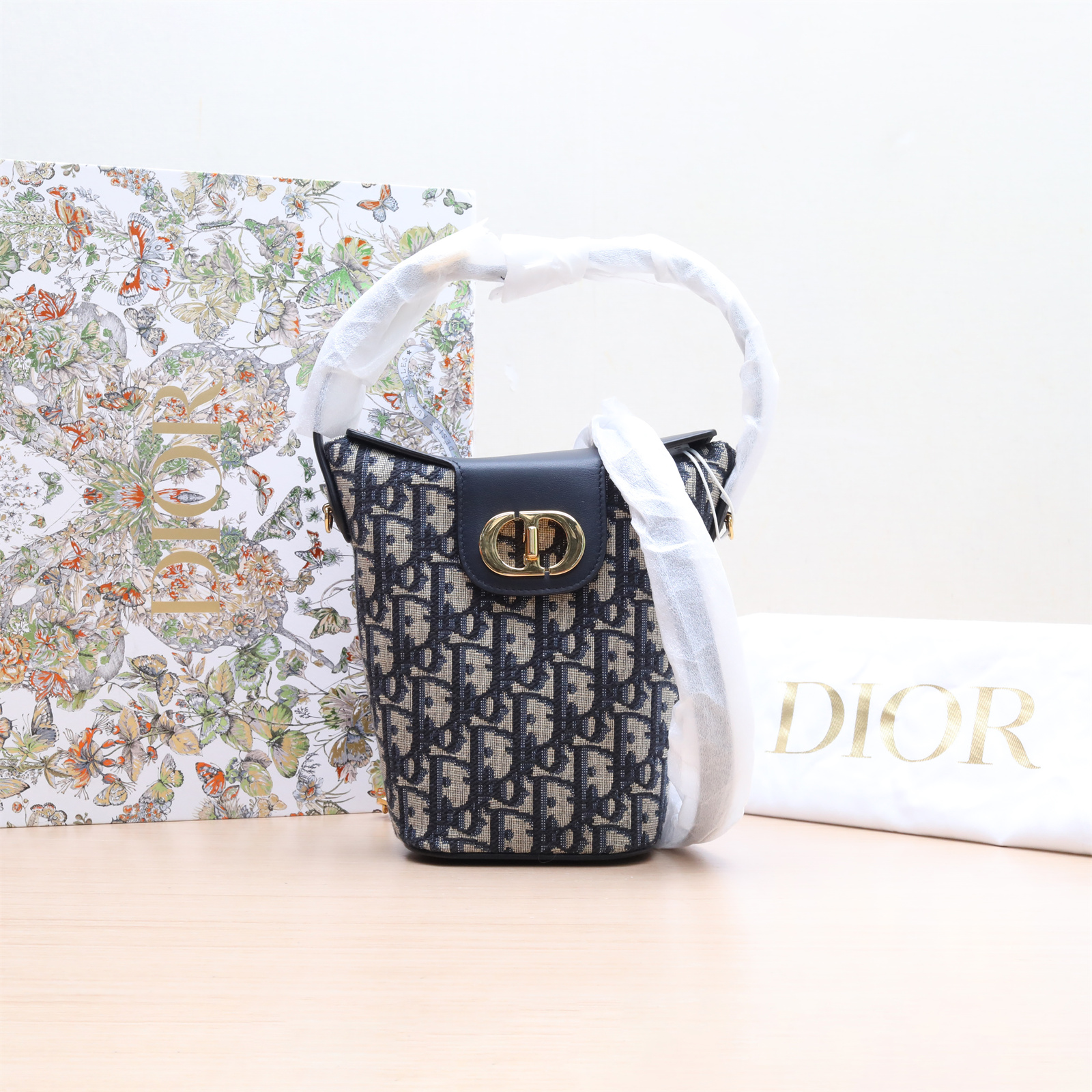 99新 DIOR/迪奥 【黑黑】30 Montaigne 薯条包 mini 蓝色 帆布