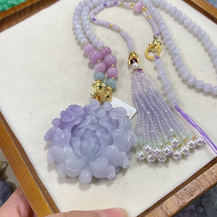 翡翠未镶嵌颈饰翡翠吊坠
