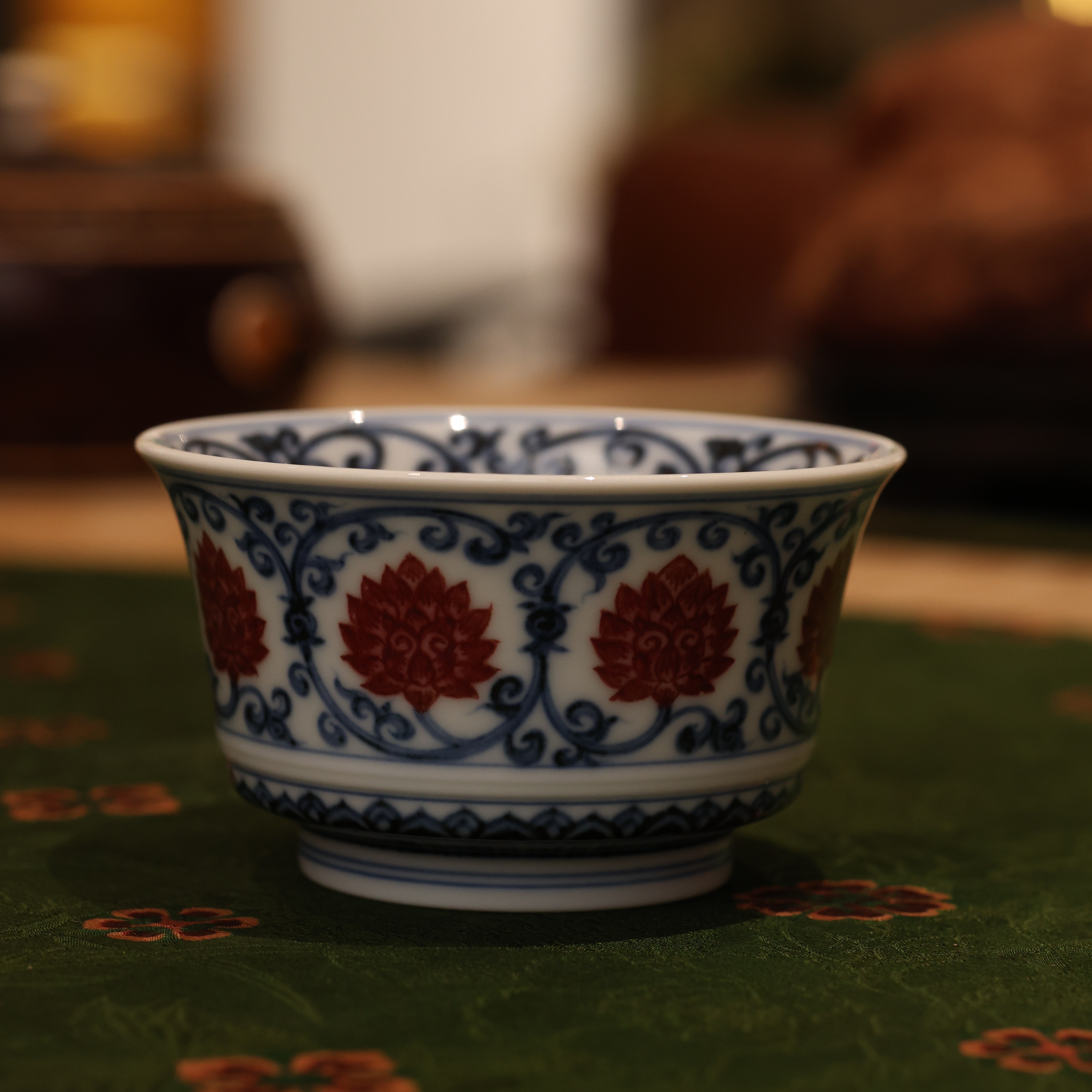 勤义堂·青花釉里红缠枝莲马蹄杯景德镇陶瓷纯手工手绘茶具茶器