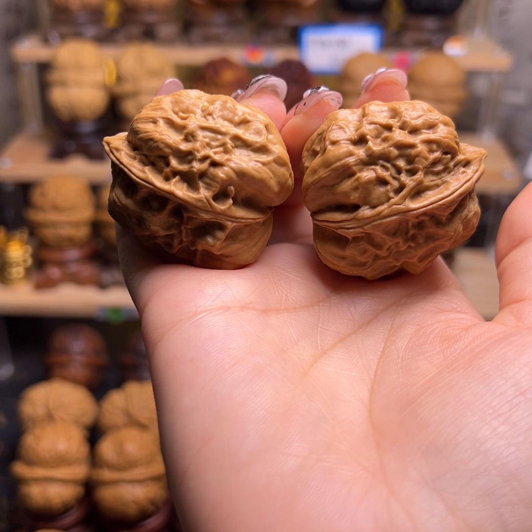 桃核把件麒麟疙瘩包H12、38……