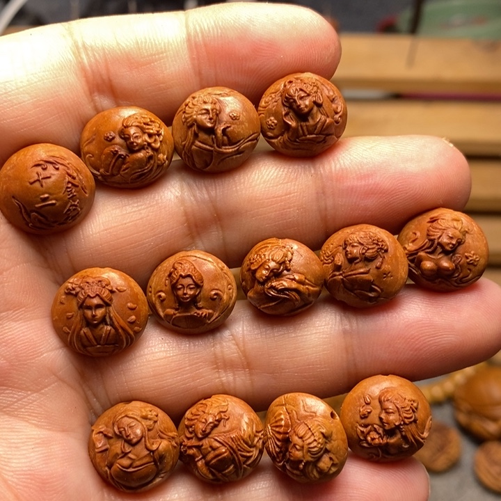 桃核雕刻十二金钗手串