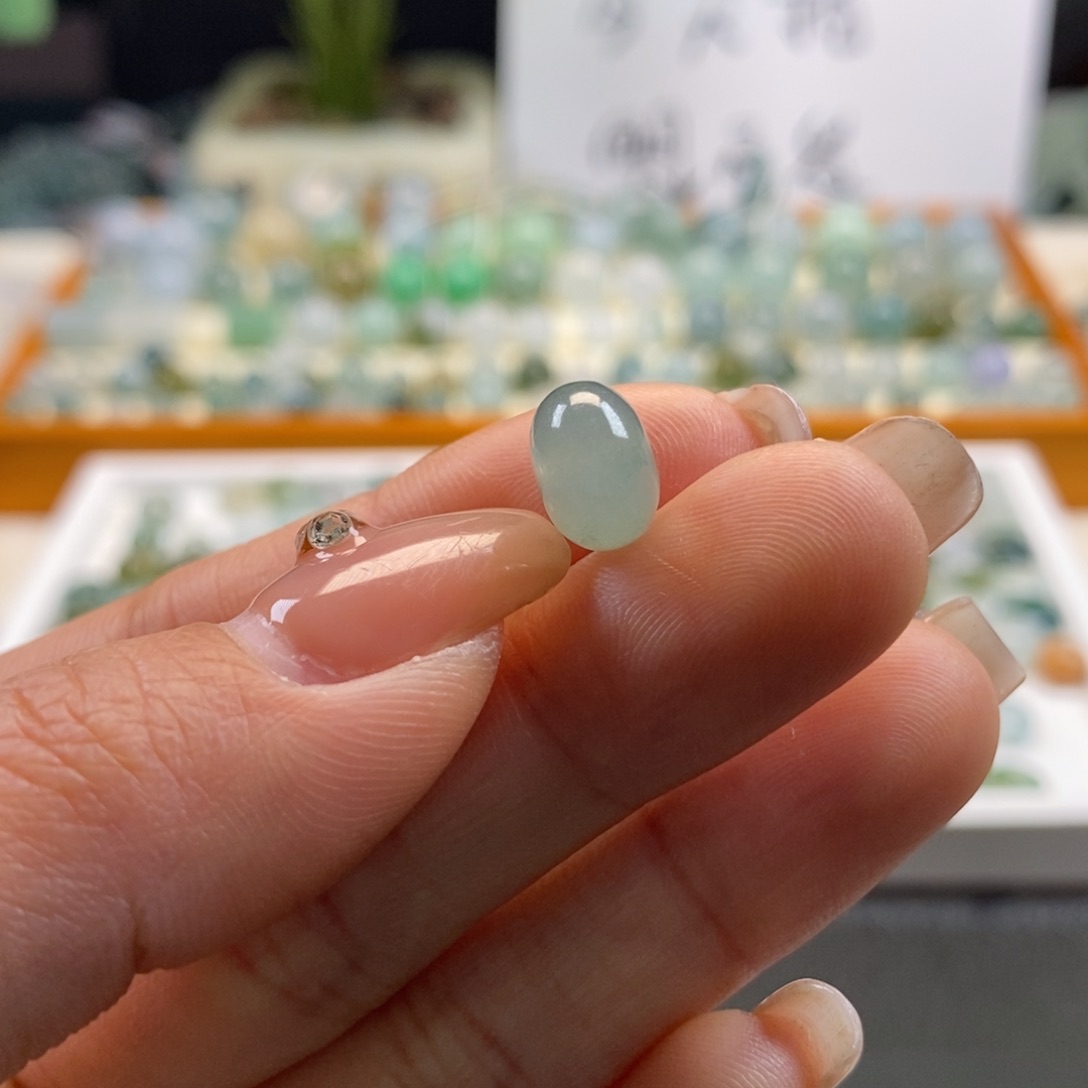 翡翠散珠天然翡翠鼓珠9.8×6.7