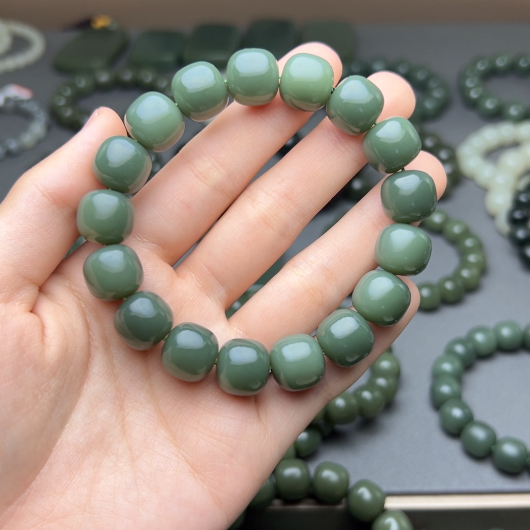 和田玉手链未镶嵌霸****霸