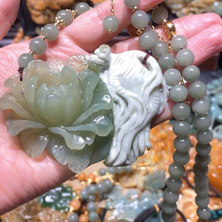 岫玉毛衣链未镶嵌