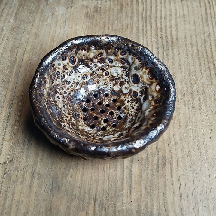 志野柴烧手捏茶漏