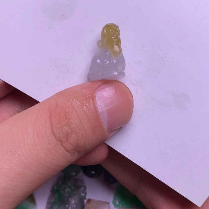 定制翡翠未镶嵌毛货