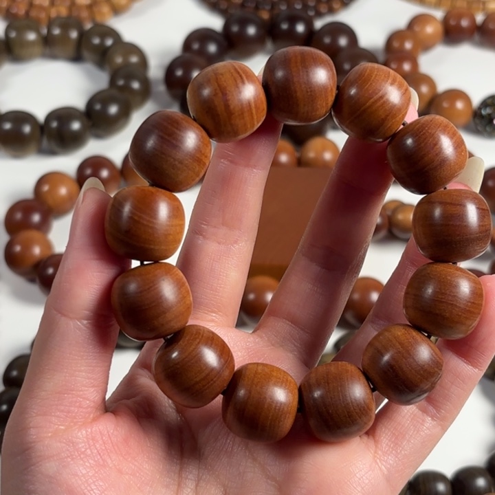 棋***缘檀香木1718老山檀红肉奶香奶甜