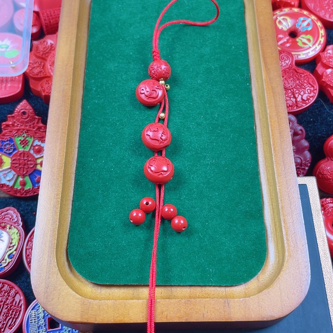 天然辰砂含辰砂工艺品生肖三合手机坠联系客服备注生肖